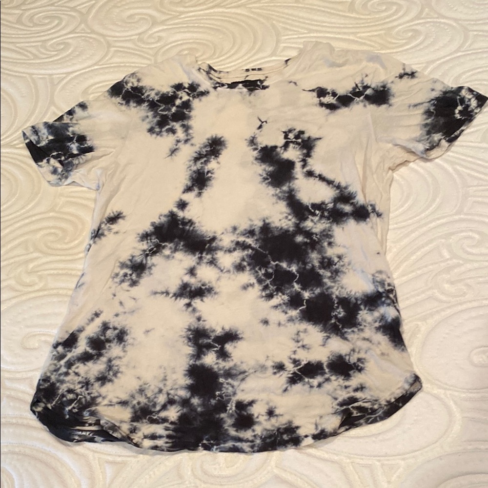 PacSun Black and White Polo T-Shirt Short Sleeve